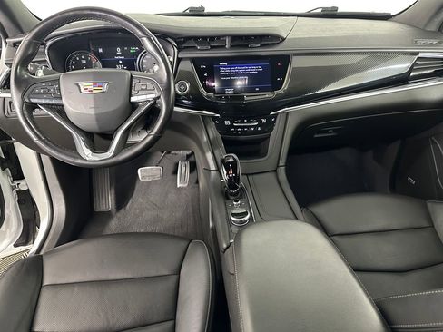 Used 2021 Cadillac XT6 Sport AWD/4WD image 10