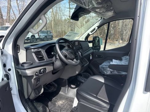 New 2025 Ford Transit 250 Low Roof RWD image 11