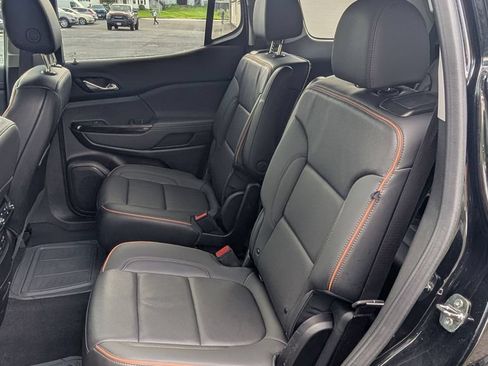 Used 2023 GMC Acadia AT4 w/ Technology Package AWD/4WD image 14