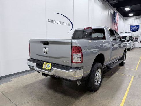 Used 2024 RAM 2500 Tradesman w/ Chrome Appearance Group AWD/4WD image 7
