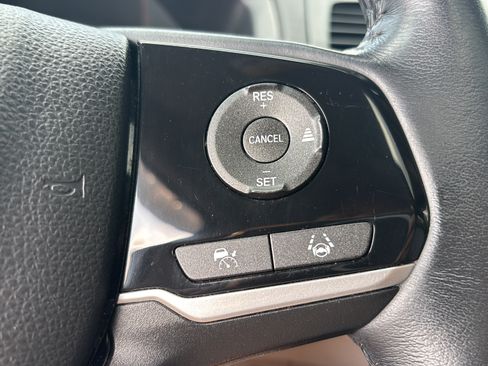 Certified 2022 Honda Odyssey Touring image 27