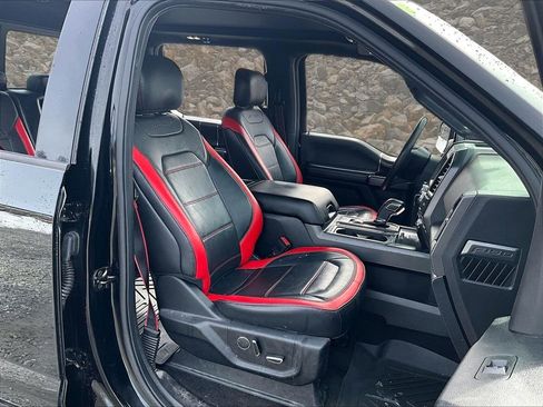 Used 2018 Ford F150 Lariat w/ Equipment Group 502A Luxury image 7