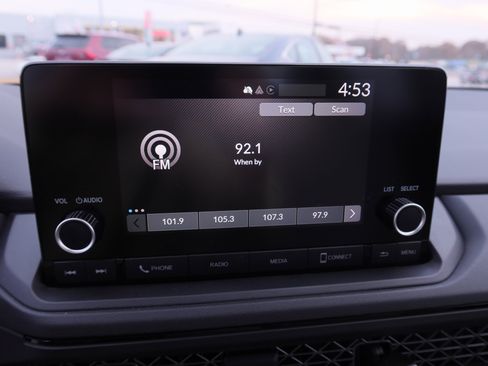 Certified 2025 Honda Accord SE image 17