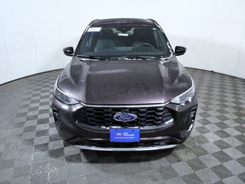 Certified 2023 Ford Escape ST-Line Select w/ Tech Pack #2 image 3