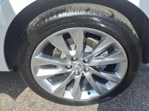 Used 2023 Buick Envision Avenir AWD/4WD image 16