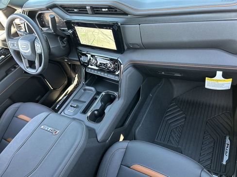 New 2026 GMC Sierra 2500 AT4 w/ Technology Package AWD/4WD image 28