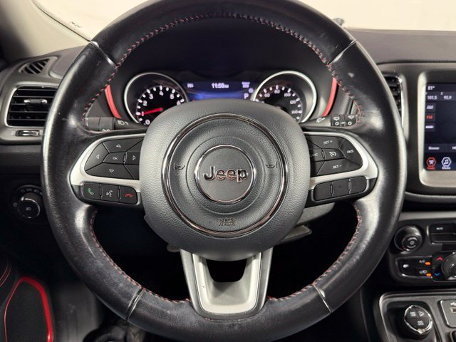 Used 2020 Jeep Compass Trailhawk AWD/4WD image 13