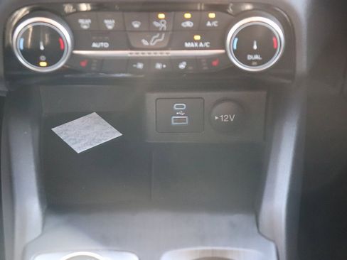 Used 2022 Ford Escape SEL image 24