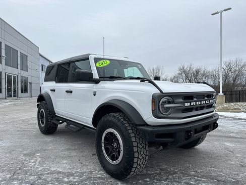 Used 2023 Ford Bronco Big Bend w/ Sasquatch Package image 4