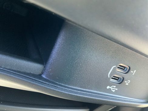 New 2026 Chrysler Pacifica Select image 26