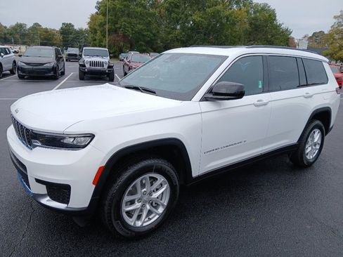 New 2025 Jeep Grand Cherokee L Laredo w/ Luxury Tech Group I image 12