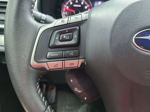 Used 2016 Subaru Forester 2.5i Limited AWD/4WD image 31
