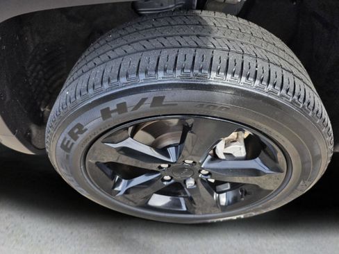 Used 2022 Jeep Grand Cherokee Altitude image 37