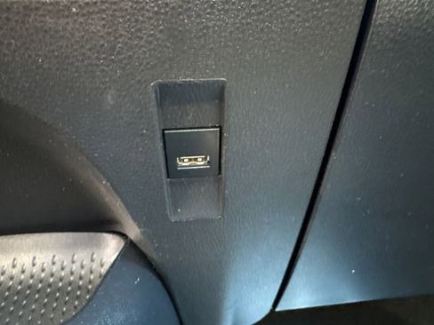 Certified 2022 Toyota Corolla LE image 34