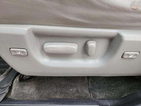 Used 2012 Toyota Sequoia Limited image 13