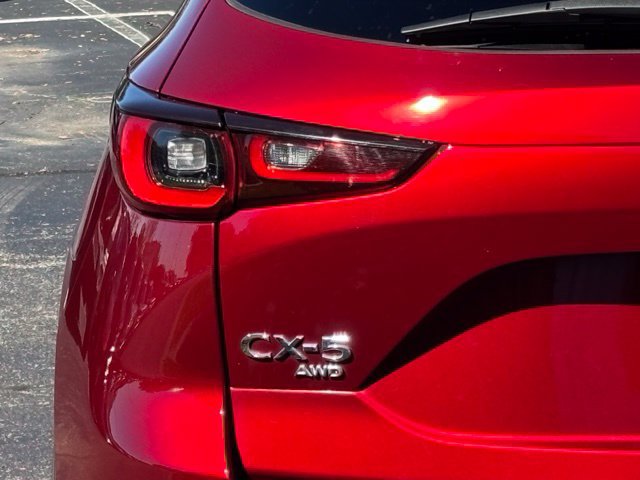 Used 2023 MAZDA CX-5 AWD 2.5 S w/ Premium Plus Pkg image 12