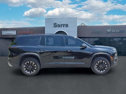 Used 2024 Chevrolet Traverse Z71 w/ Enhanced Driving Package AWD/4WD image 8