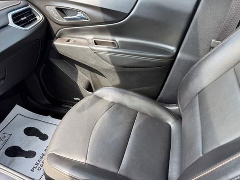 Used 2018 Chevrolet Equinox Premier FWD image 22