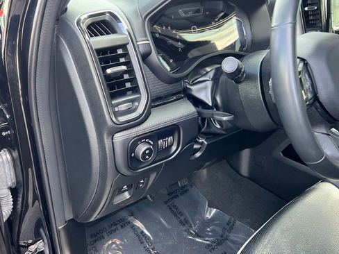 Used 2023 RAM 1500 Limited image 12