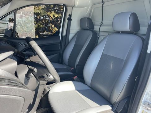 Used 2015 Ford Transit Connect XL image 2