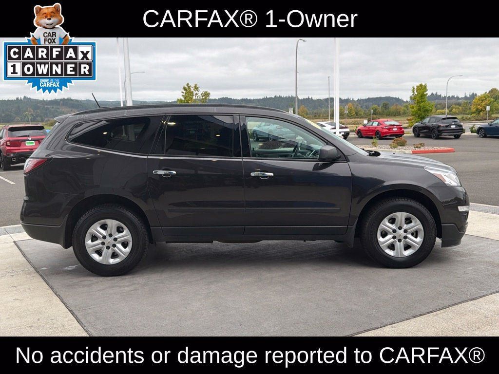 Used 2017 Chevrolet Traverse LS FWD image 5