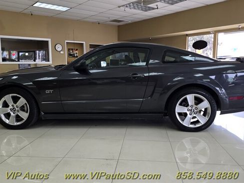 Used 2007 Ford Mustang GT Premium RWD image 6