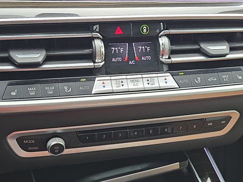 Used 2023 BMW X5 xDrive40i w/ Premium Package image 24