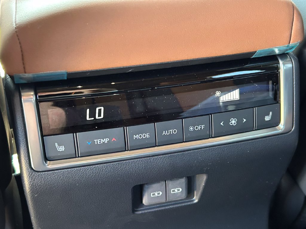 Used 2026 Lexus GX 550 AWD/4WD image 26
