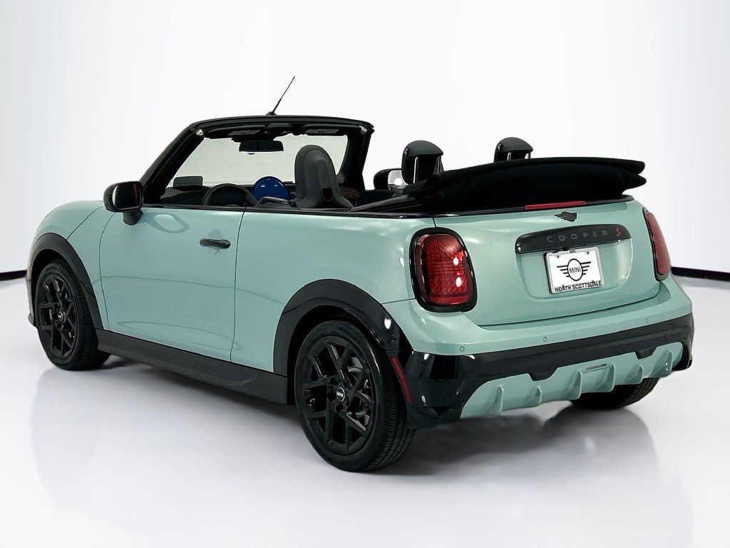 Used 2026 MINI Cooper S FWD image 7