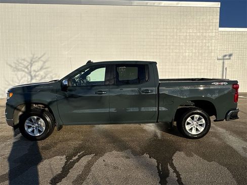 Used 2025 Chevrolet Silverado 1500 LT image 10