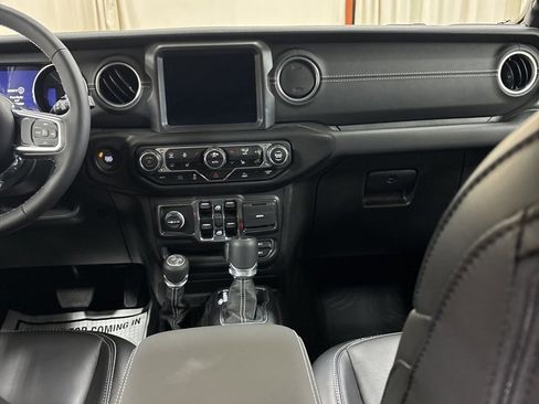 Used 2023 Jeep Wrangler Unlimited Sahara w/ Cold Weather Group image 23