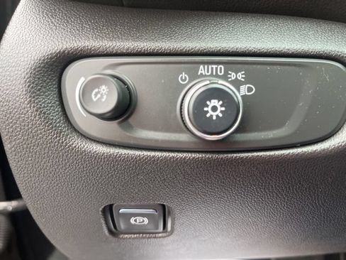 Used 2020 Chevrolet Blazer LT AWD/4WD image 20