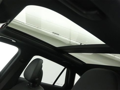 New 2026 Mercedes-Benz GLC 300 GLC 300 image 13