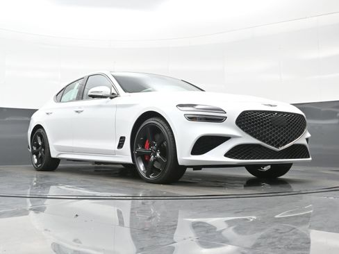 Certified 2026 Genesis G70 3.3T Sport Prestige image 11