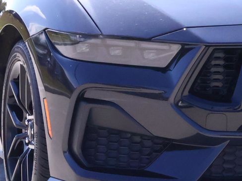 Used 2024 Ford Mustang GT Premium image 8