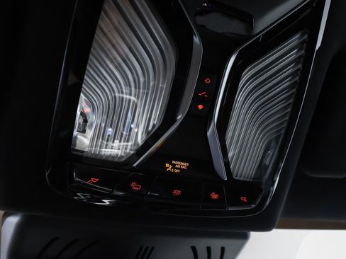 Used 2022 BMW M850i xDrive image 48