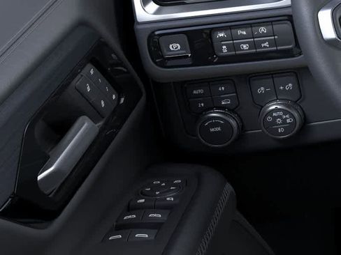 New 2026 GMC Yukon XL Denali AWD/4WD image 22