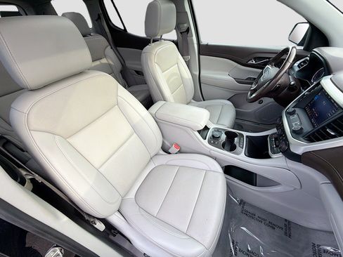 Used 2022 GMC Acadia SLT w/ Preferred Package FWD image 14
