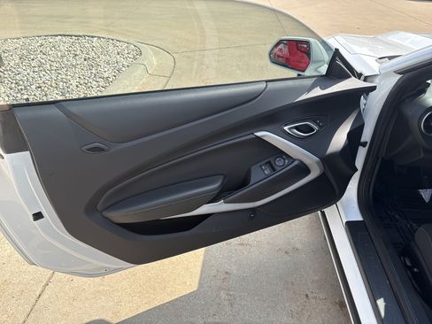 Used 2019 Chevrolet Camaro LT w/ RS Package RWD image 9