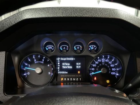 Used 2015 Ford F350 Platinum image 28