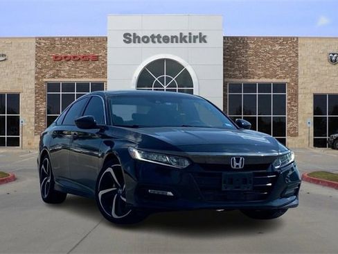 Used 2018 Honda Accord Sport image 1
