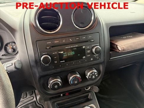 Used 2017 Jeep Patriot Sport AWD/4WD image 17