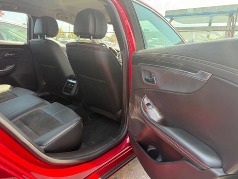 Used 2014 Chevrolet Impala LT w/ Premium Seating Package FWD image 17