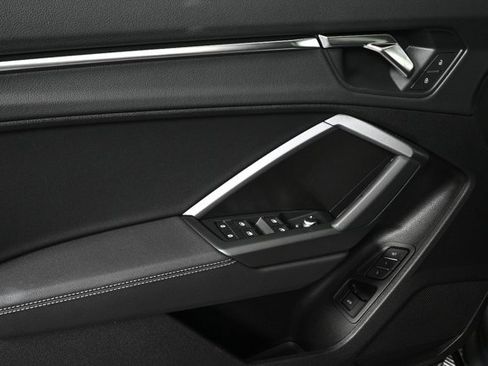 New 2025 Audi Q3 2.0T Premium image 6