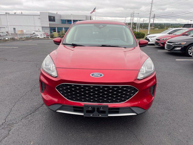 Used 2020 Ford Escape SE FWD image 2