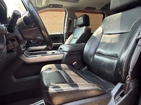 Used 2017 Chevrolet Silverado 1500 LTZ Z71 AWD/4WD image 26