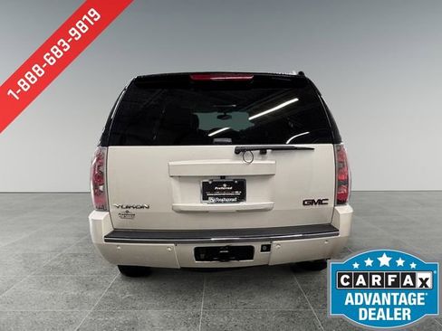Used 2014 GMC Yukon Denali AWD/4WD image 24