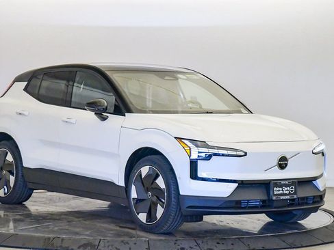 New 2026 Volvo EX30 Ultra AWD/4WD image 6