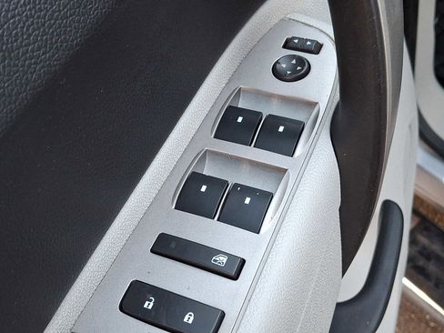 Used 2010 Chevrolet Silverado 1500 LT w/ Texas Edition image 24