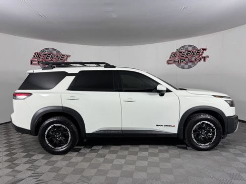 Used 2025 Nissan Pathfinder Rock Creek AWD/4WD image 8